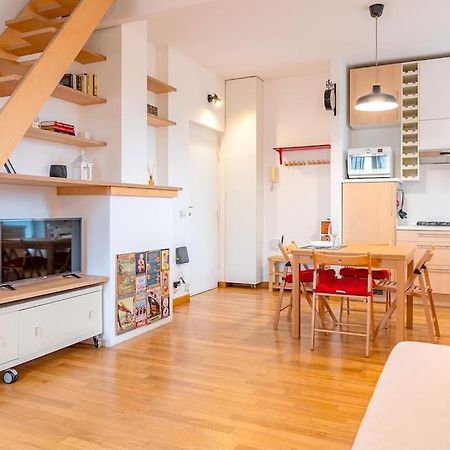Guest Planet - Grazioso Bilocale Bande Nere M1 Apartman Milánó Kültér fotó