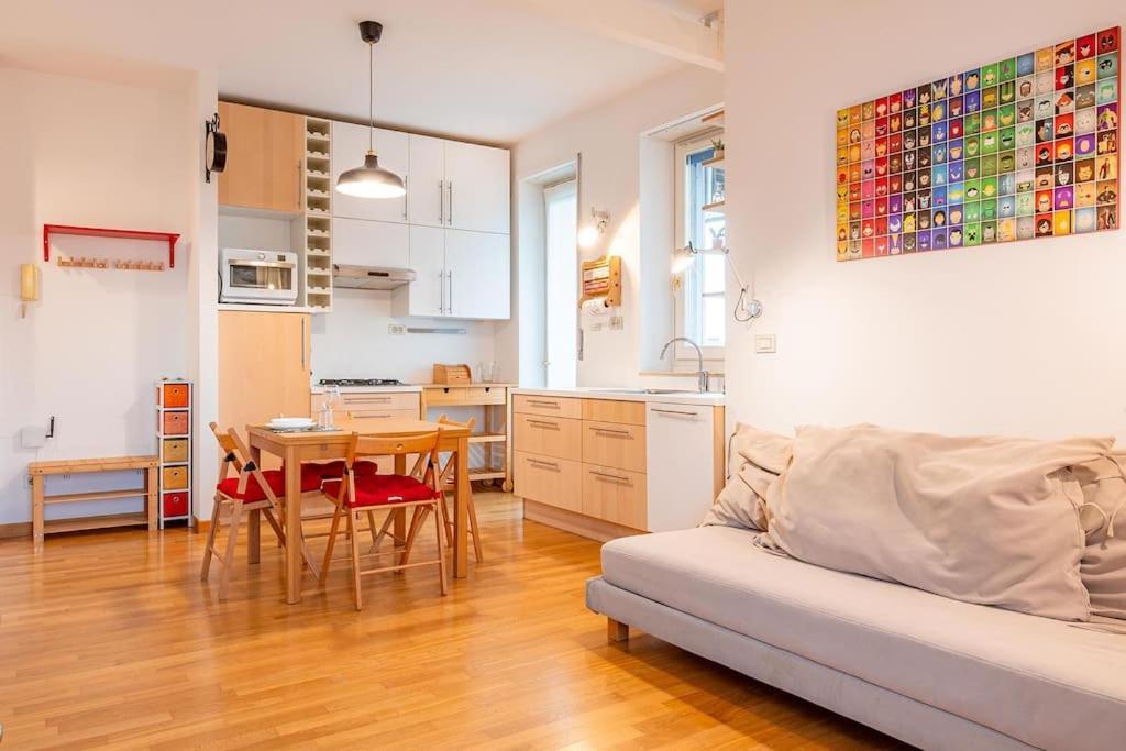 Guest Planet - Grazioso Bilocale Bande Nere M1 Apartman Milánó Kültér fotó